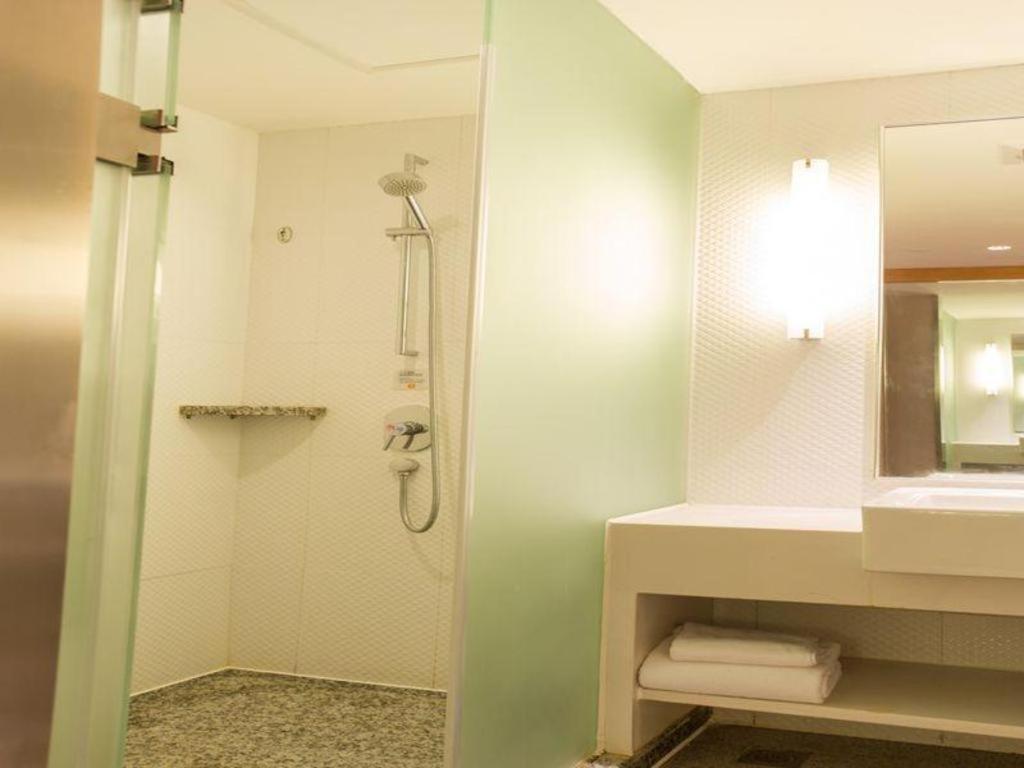 Ji Hotel Guangzhou Yuexiu Park Buitenkant foto